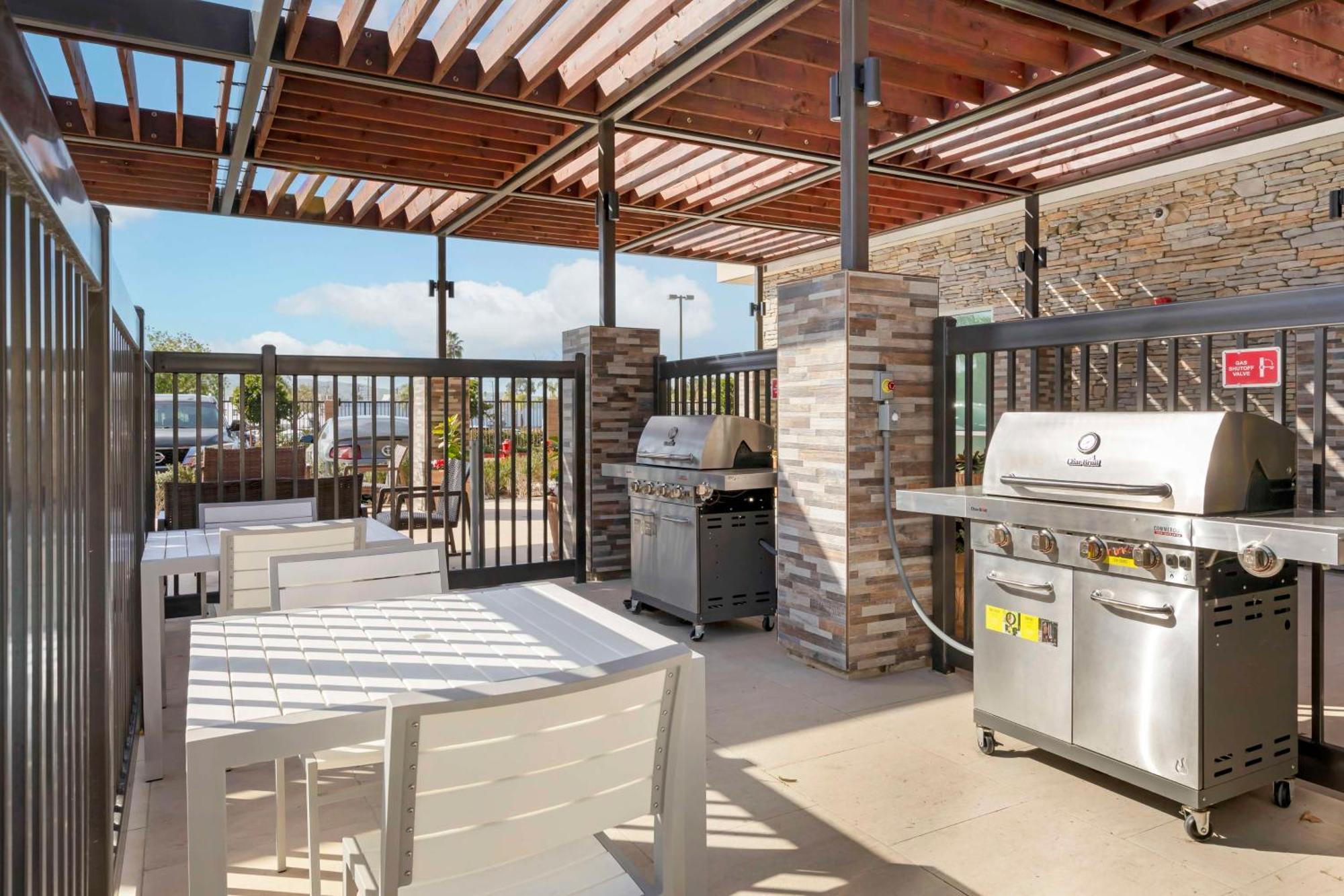 Home2 Suites By Hilton Redlands Exteriör bild